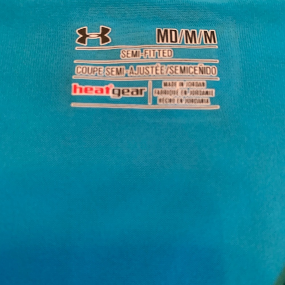 Under Armour Women’s Semi-Fitted Active Shirt - Picture 2 of 5